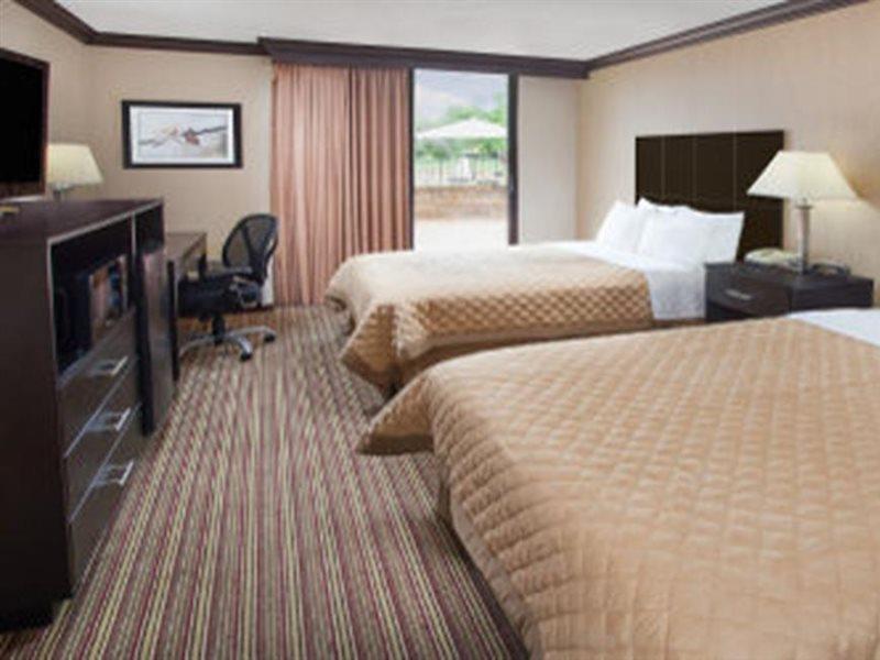 Hotel Wyndham Garden Schaumburg Chicago Northwest Exteriér fotografie